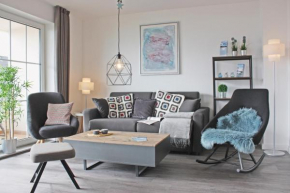 fewo1846 - Strandresidenz Wassersleben KuestenNest - luxuriöses Studioapartment mit Balkon und Meerblick